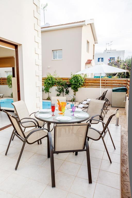 Protaras Holiday Villa 007 Oda fotoğraf